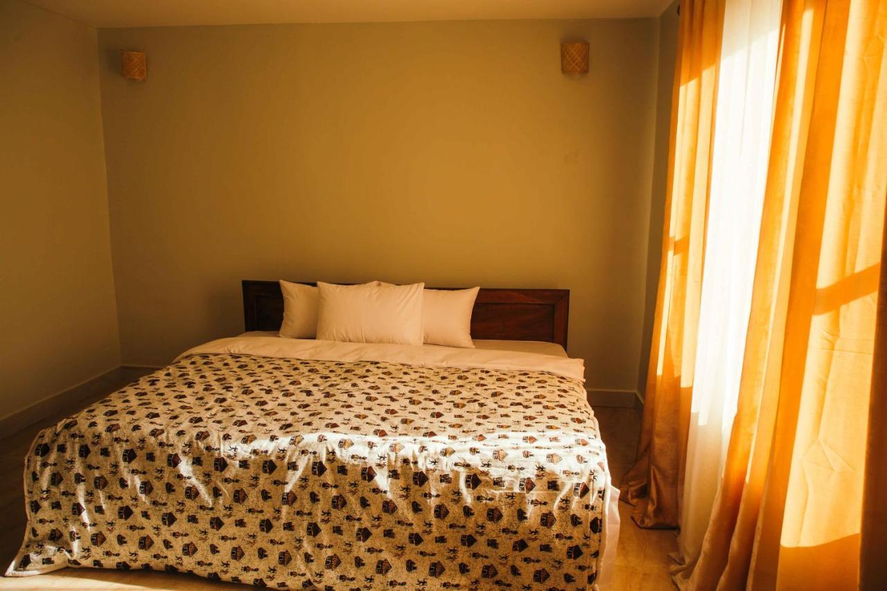 Dual Mountain View Lodge Моши Екстериор снимка